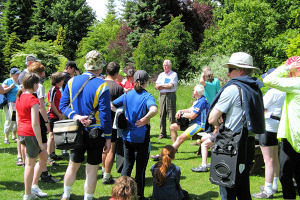 Sir John Ropner introduces tandemists to Thorp Perrow Arboretum